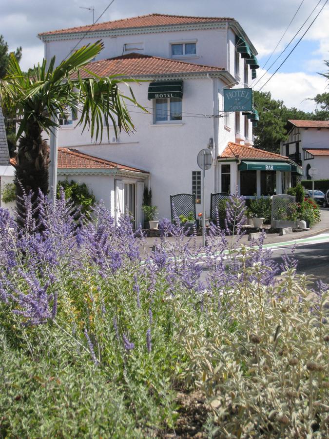 Les Tennis Men Les Pins Centre Hotel La Baule-Escoublac